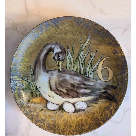 Pottery Barn 12 Days Of Christmas Dessert Plate, 6 Geese A-Laying, Day 6 EUC - Picture 3 of 4